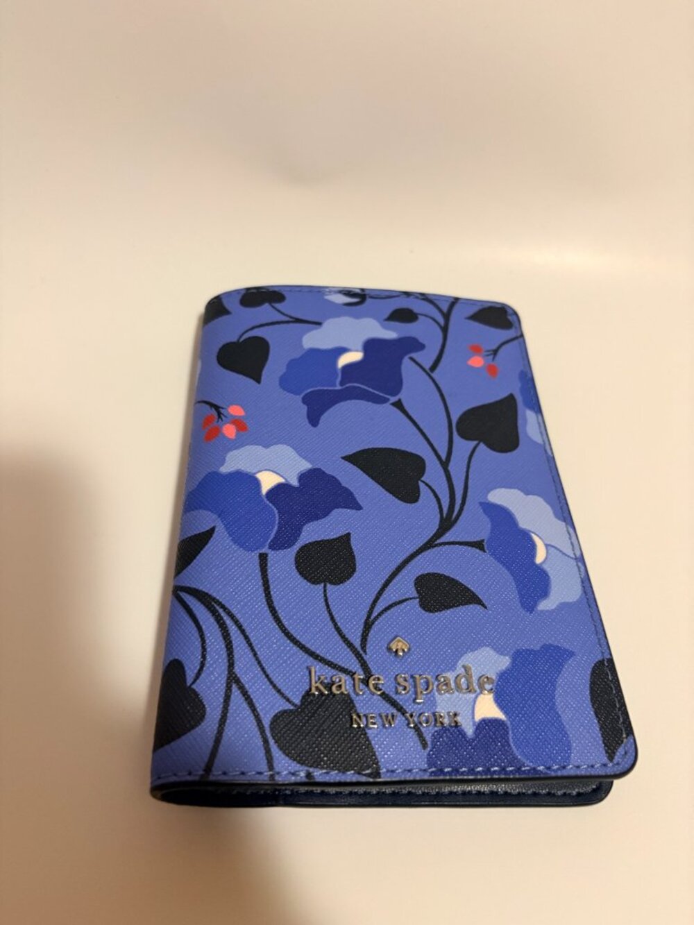 Kate Spade New York Cedar Street Floral Saffiano Leather Passport Holder Blue Tr - Picture 2 of 7